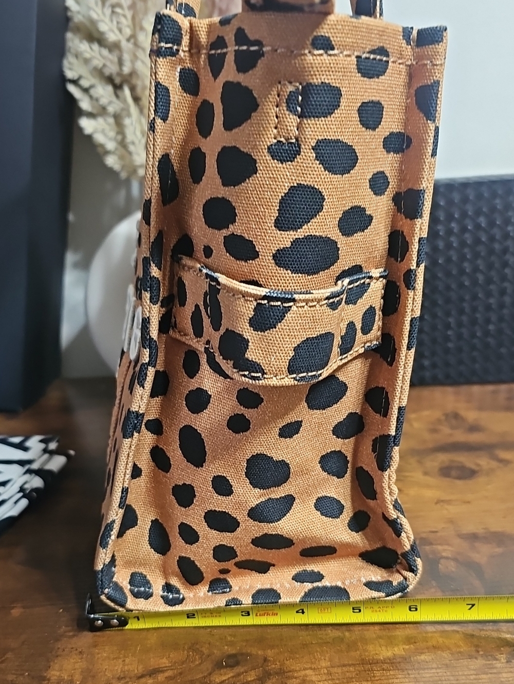 Marc Jacobs Leopard Print Medium Tote in Tan and Black/Cheetah Print - Picture 6 of 9